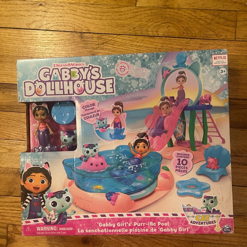Gabby’s Dollhouse Purrfect Pool